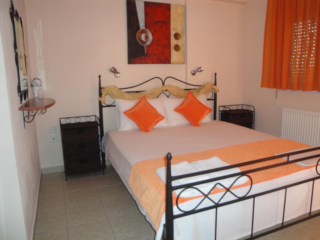 Nestor Apartments Chrysi Ammoudia Room photo